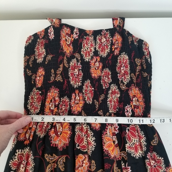 Band of Gypsies Floral Print Smocked Maxi Dress Side Slit Pockets Size M Boho - Picture 5 of 15